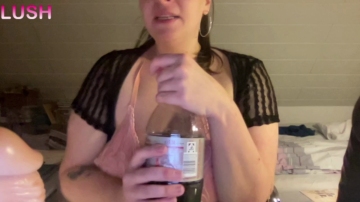 HornyMilfLeah  14-12-2021